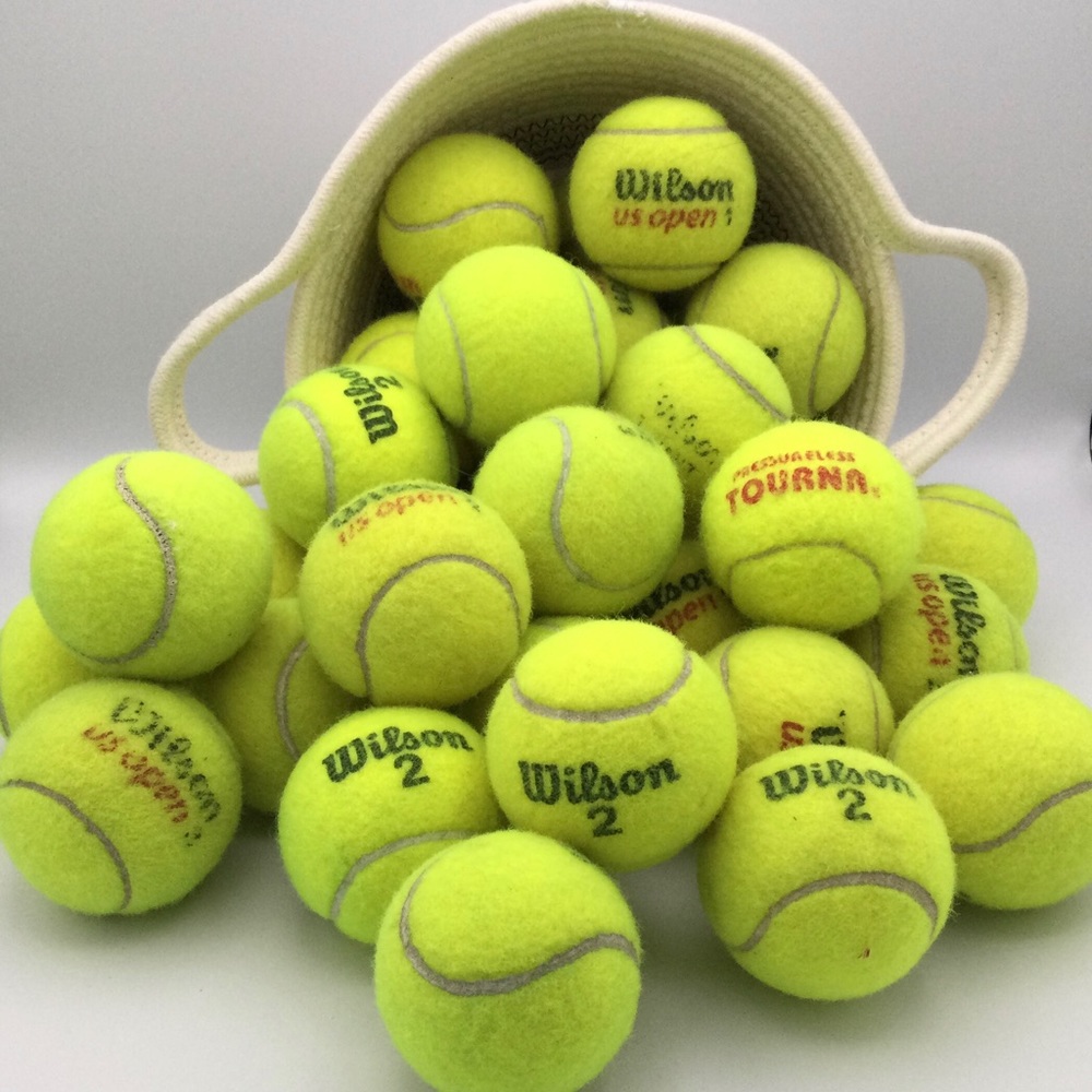 25 pcs Tennis Balls, pre-owned. Great for Dog Toys, Walkers